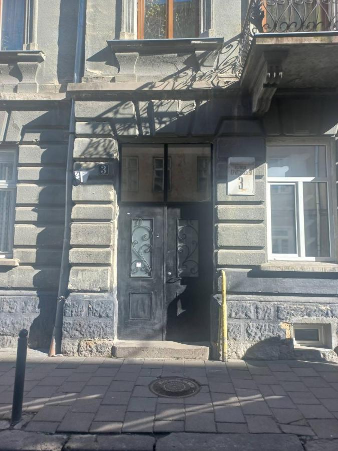 Чорно -Білий Люкс В Центрі Leilighet Lviv Eksteriør bilde